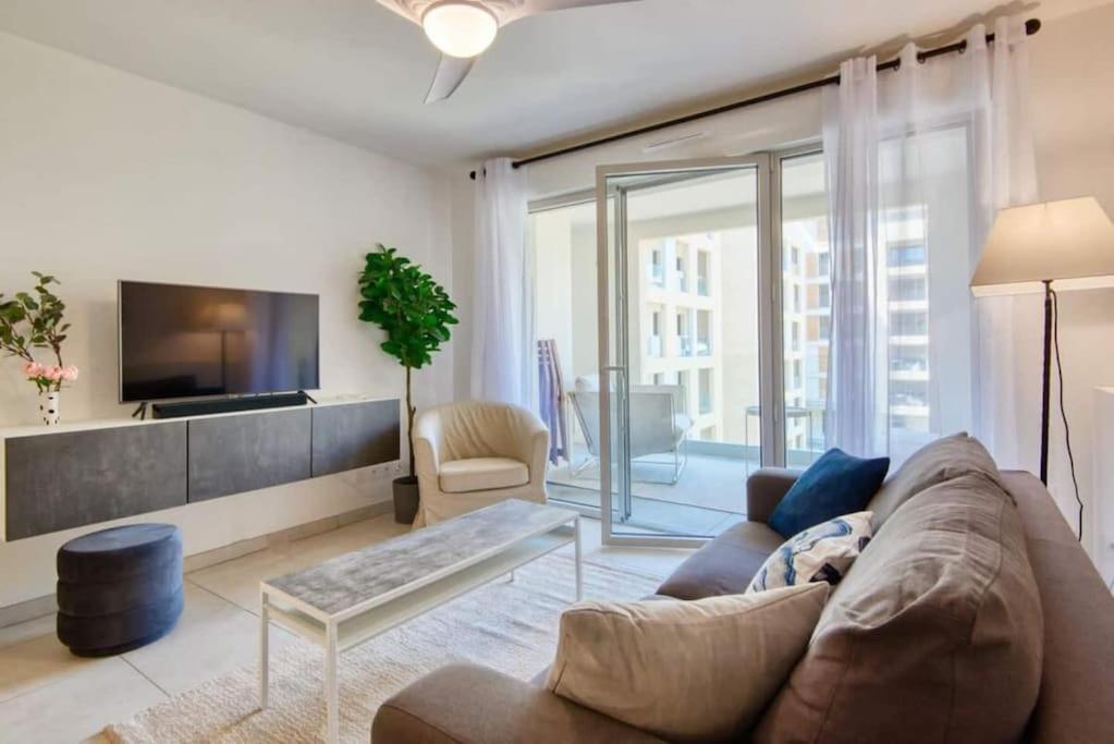 Le Fonction, Meuble 4 Etoiles, Avec Parking Boxe Apartman Aix-en-Provence Kültér fotó